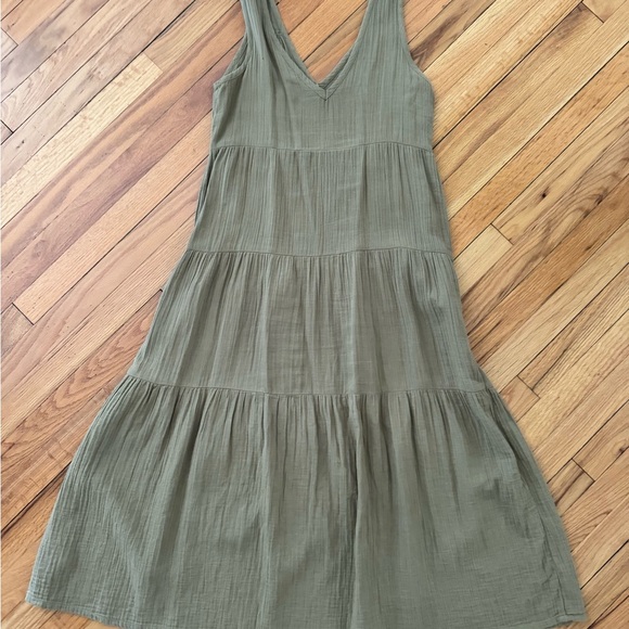 Quince 100% Organic Cotton Gauze Tiered Maxi Dress Artichoke - Picture 3 of 5